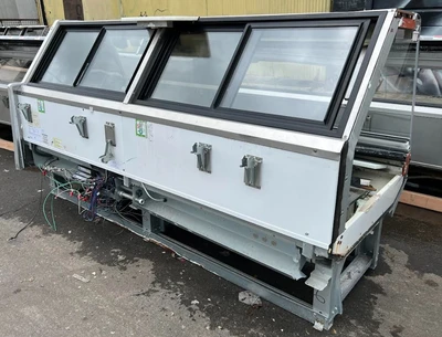 101-0100 Hussmann SMBT 16” Remote Full Service Deli Cooler Case