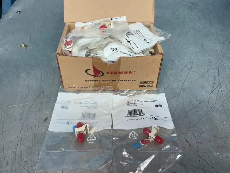 Used SIEMON MXFSA80 Misc Electrical & Power Parts Ohio US | HGR 24 #1463445