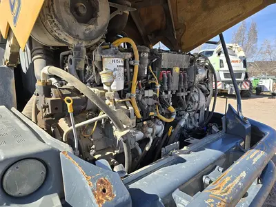 USED 2014 LIEBHERR L550