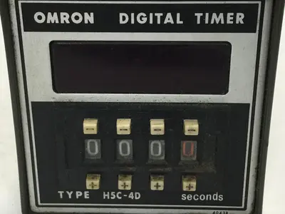 USED OMRON H5C-4D