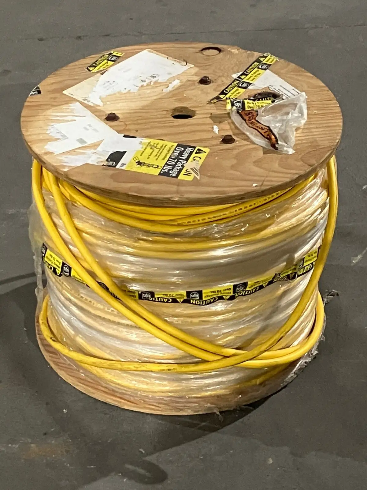 RF50631-200M | Turck RF50631 Tray Cable 22 AWG 25C Reelfast Yellow PVC Foil 200 Meters - New Other