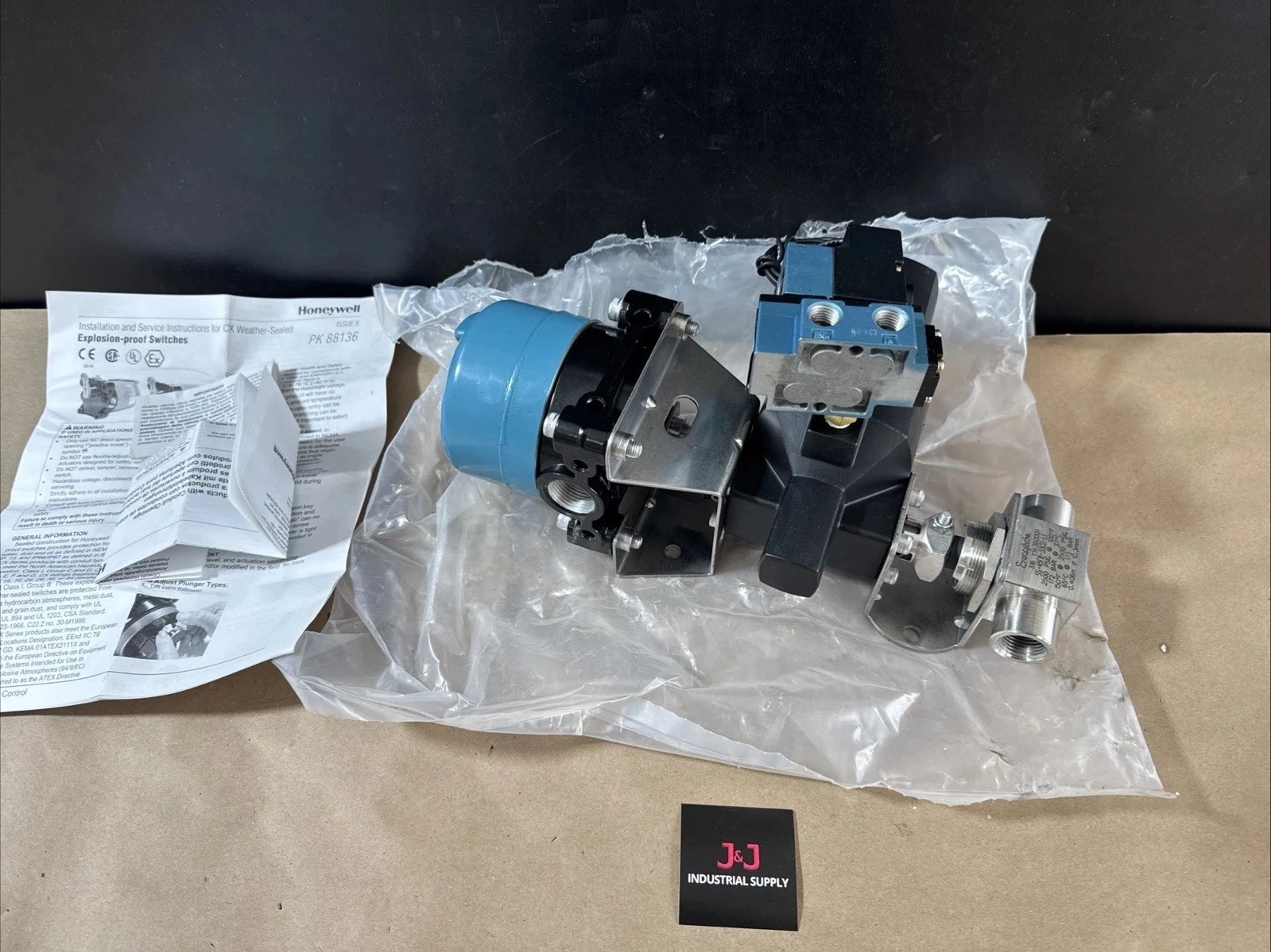 NEW Honeywell SS-45F8-33CD-L1
