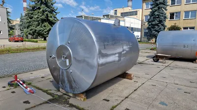 Hoeksma & Velt 6,000 Litre Stainless Steel Tanks | Perry Equipment (8)