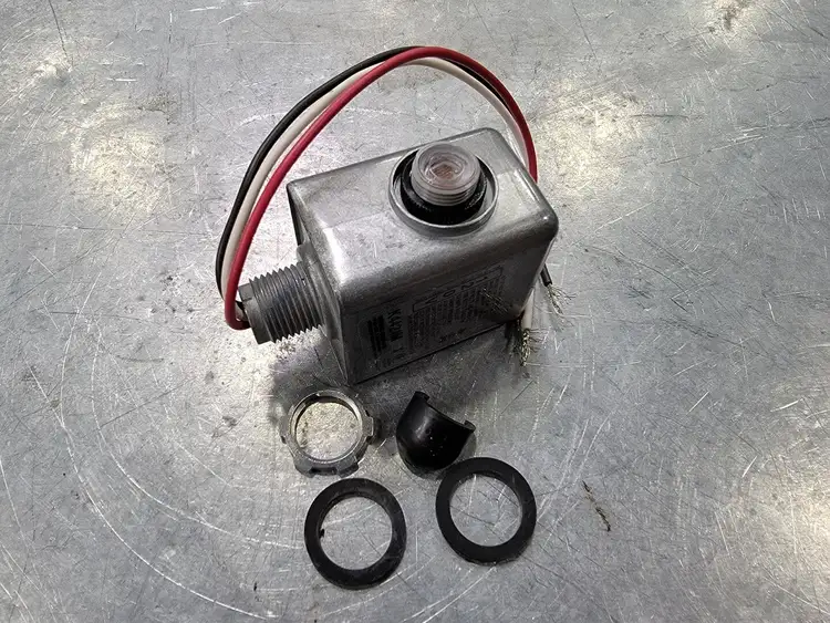 New | in-Stock INTERMATIC K4421M Lighting British Columbia CA | Lenmark #254669