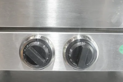 STAR HOLMAN ELECTRIC SINGLE DECK COUNTERTOP CONVECTION OVEN MODEL CCOH-3 (SCRATCH AND DENT)