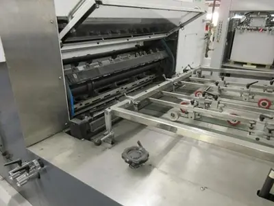 2016 YAWA TD1060S Die cutter