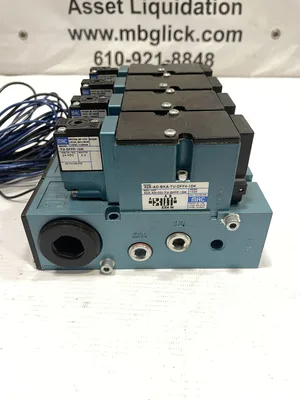 MAC 82A-AD-BKA-TU-DFF6-1DK 4-Valve Directional Control Valve Manifold 24V 150PSI
