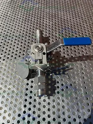 USED PBM SIC-D6F-G-CG166L STAINLESS STEEL BALL VALVE W/ 1" SANITARY TO STRAIGHT TUBE