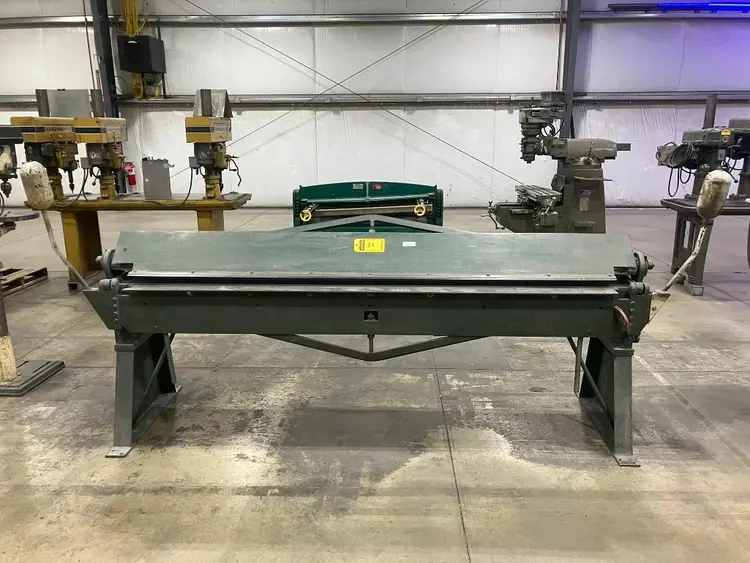 Used _UNKNOWN_ _UNKNOWN_ Apron Brakes Minnesota US | Myron Bowling Auctioneers Inc #1541903
