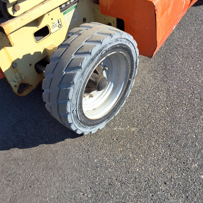 USED 2014 JLG 4069LE
