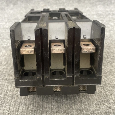 Used FPE NFJ631070 Circuit Breakers California US | Davliegogo LLC #1705667