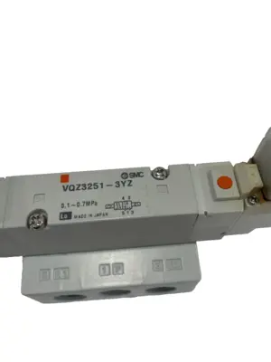 USED SMC VQZ3251-3YZ SOLENOID VALVE VQZ32513YZ