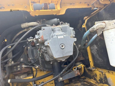 Used 2005 KOMATSU PC300 LC-7L Crawler Excavators Tennessee US | Moore Equipment #1517280