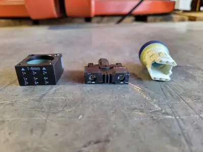NEW SIEMENS 3SB3 248-6BA50