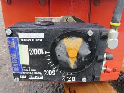 Honeywell Flowing 6"-150 Rotary Valve with Actuator and Positioner