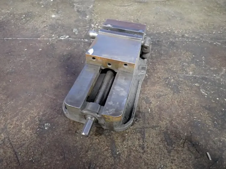 Used KURT _UNKNOWN_ Tooling & Accessories (Other) Ohio US | HGR 24 #891544
