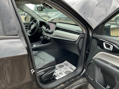 USED 2022 JEEP COMPASS