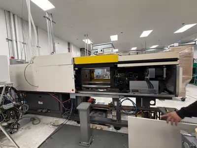 2005 MILACRON ROBOSHOT SiB-110 Injection Molding Horizontal/Vertical | Machinery Network (12)