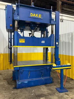 USED DAKE 18-558