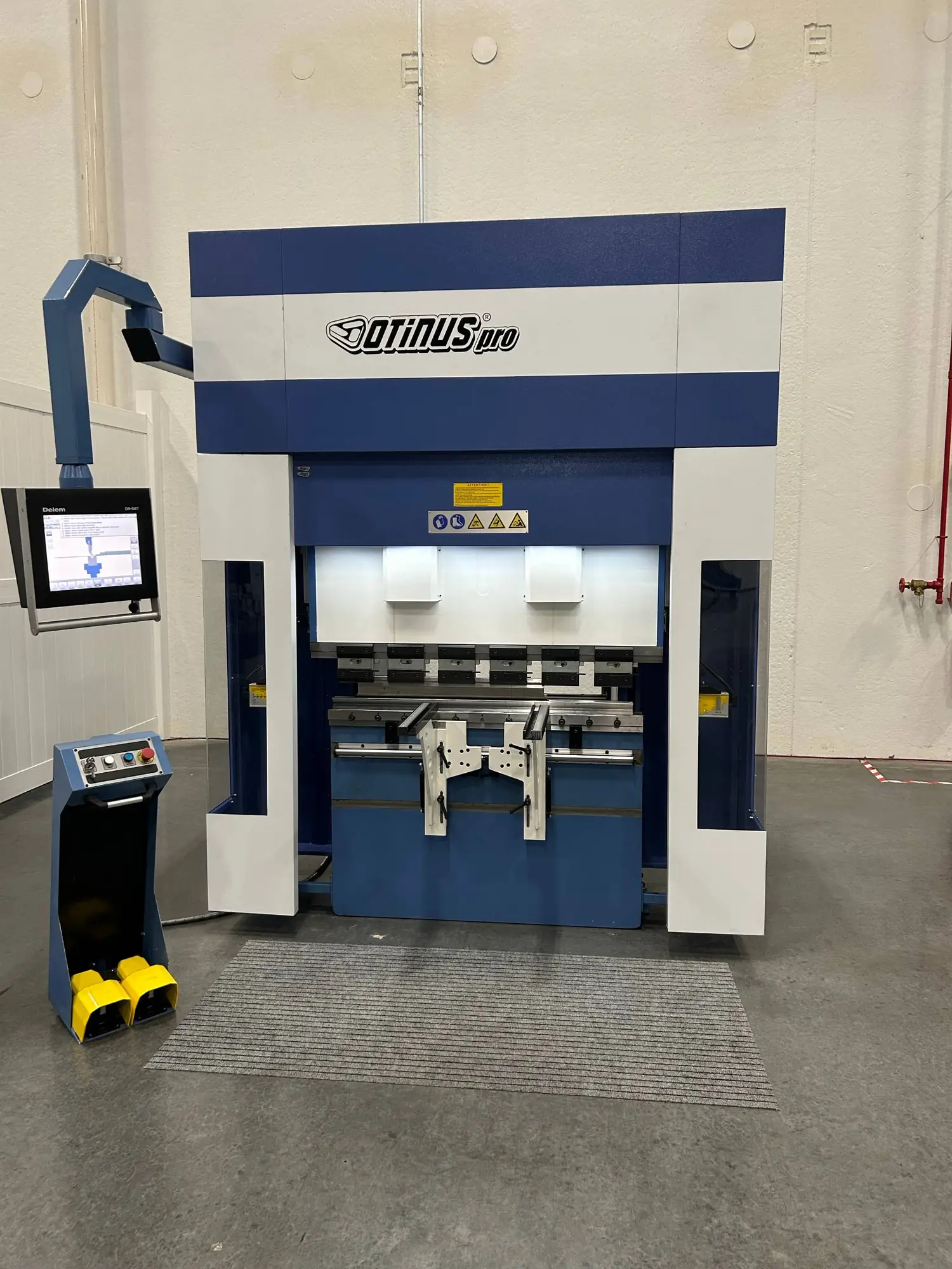 New | in-Stock 2023 OTINUS PBE-1204-DA58 Press Brakes Illinois US | Aucto #1437195