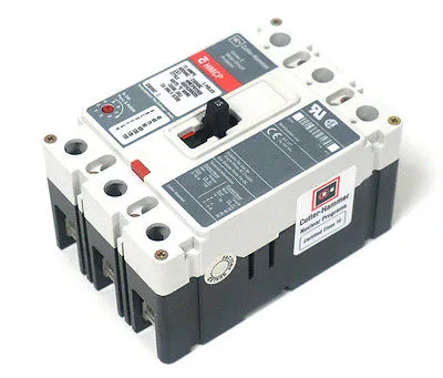NEW CUTLER HAMMER HMCP015E0 CIRCUIT BREAKER SER. C, 15A, 600VAC, 3 POLE