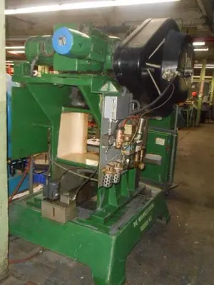 7485-230 V&O High Speed Production Power Press Straight Side – 35 Tons