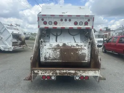 Used 2004 GMC C7500 Garbage trucks North Carolina US | Levan Equipment #1546341