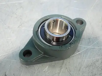 USED NTN BEARING UCFL207D1