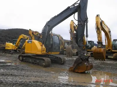 Used 2012 DEERE 135G Excavators New York US | Beck Equipment #1509278