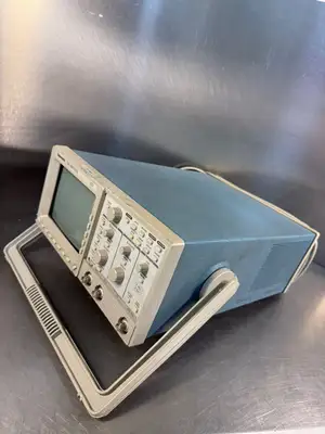 Tektronix TDS 320 100MHz 500 Ms/s 2Ch Oscilloscope (9.4.5)
