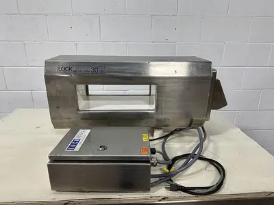 USED LOCK INSPECTION SYSTEMS 30 CXE