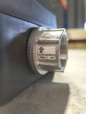 NEW CROUSE-HINDS CHG434