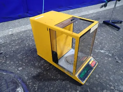 USED SARTORIUS 1702
