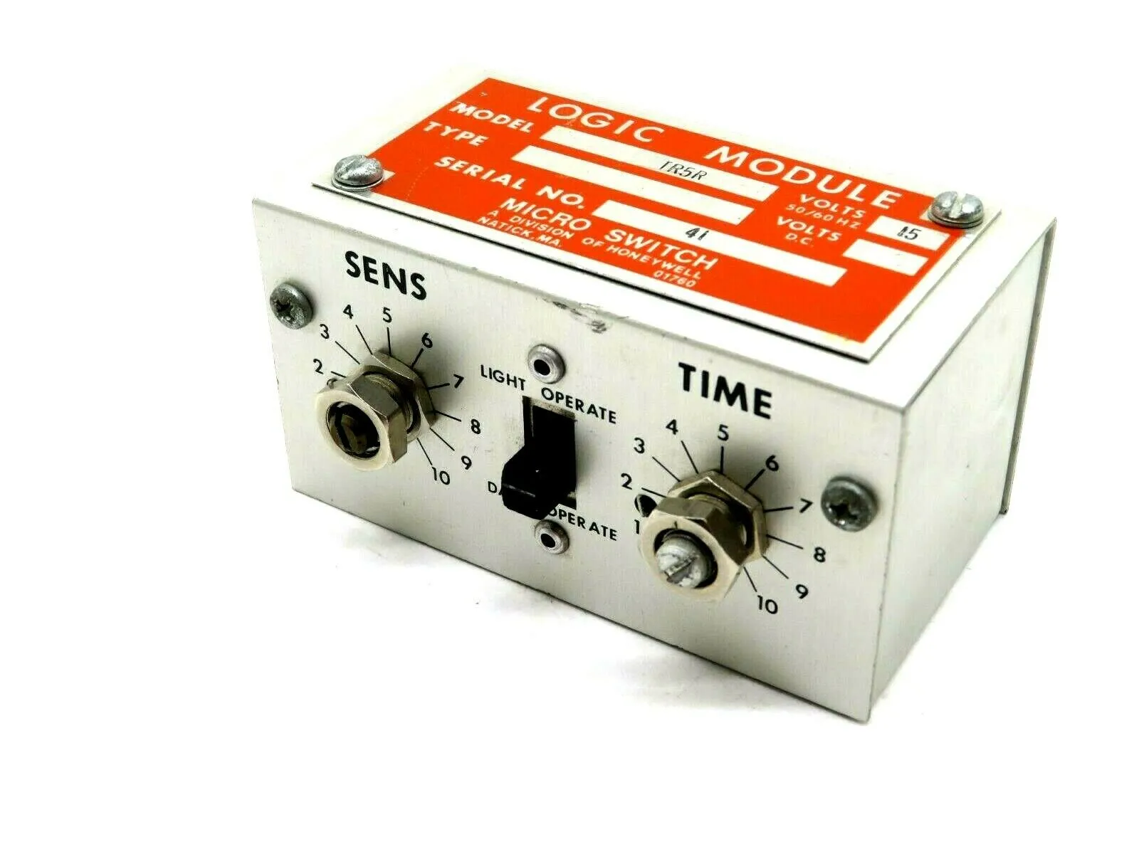 USED HONEYWELL TR5R LOGIC MODULE 15 VOLTS 50/60HZ