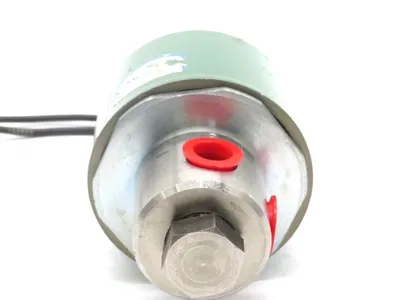 NEW ASCO 8320-66 SOLENOID VALVE VOLTS102 60HZ 832066