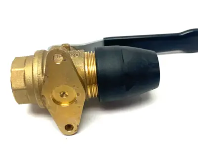 USED AIRNET BALL VALVE FEMALE 3/4" NPT TO DN20MM AIR TUBE
