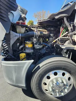USED 2013 FREIGHTLINER CASCADIA 125