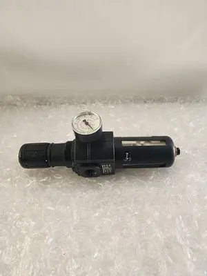 NORGREN FILTER REGULATOR B74G-4AK-AP1-RMG
