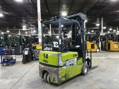 USED 2020 CLARK TMX25