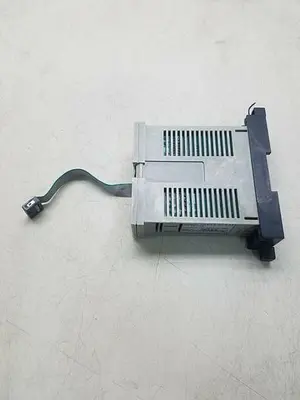 USED OMRON 3G2A3-OC221