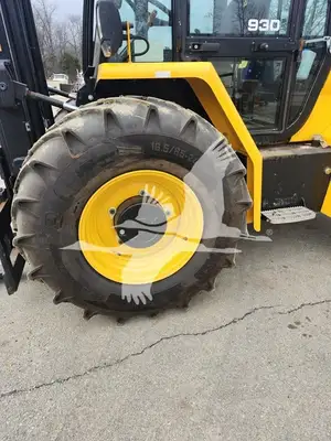 USED 2023 JCB 930