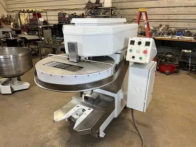 USED RONDO SPI220AV