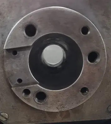 USED KEARNEY & TRECKER DIVIDING HEAD