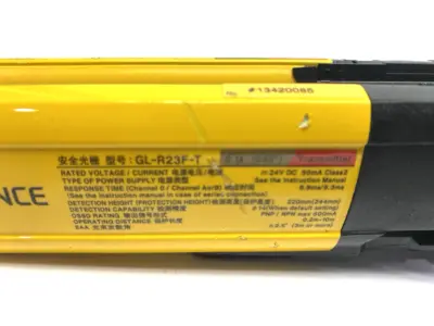 USED KEYENCE SAFETY LIGHT CURTAIN SET FINGER-PROTECTION