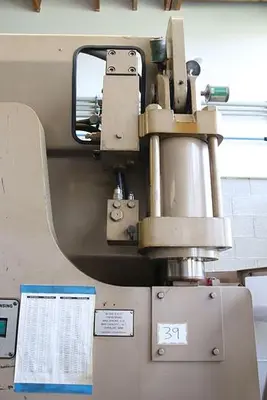 Used 1998 CINCINNATI CBII 90-350 Press Brakes Michigan US | RAB Industries, Inc. #184322
