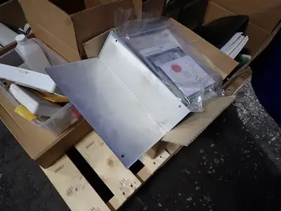 USED 2006 VINYL TECH FX25124