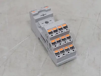 NEW PHOENIX CONTACT RIF-2-BPT/4X21