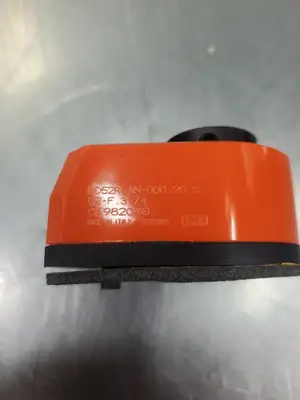 USED ELESA CLAYTON DD52R-AN-000.20-S-C2-F.3/4 POSITION INDICATOR COUNTER