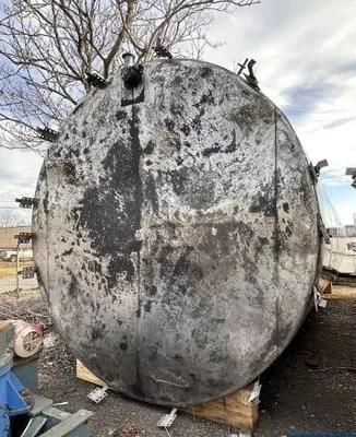 2007 HERPASUR SA 29,062 Gallon Stainless Steel Tanks | Perry Equipment (3)