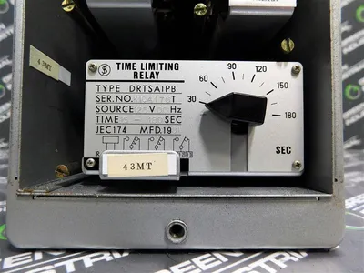 Fuji Electric DRTSA1PB Time Limiting Relay 15-180s Type DQBA2 DRKHB1HB Used